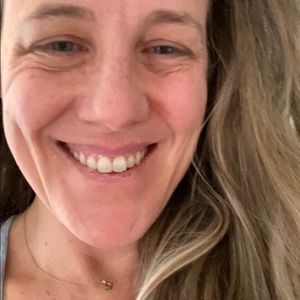 Meet your Posher, Gena